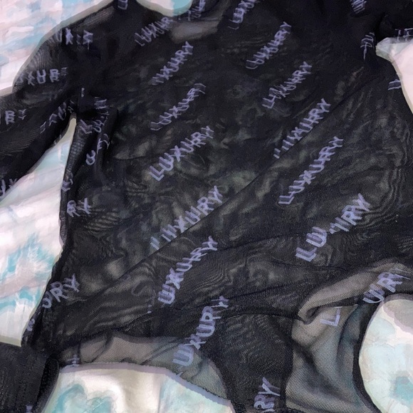 Fashion Nova luxury bodysuit🖤 - Picture 7 of 10